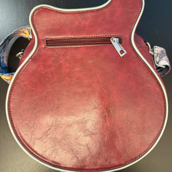 Vintage Guitar Purse! - Picture 4 of 5